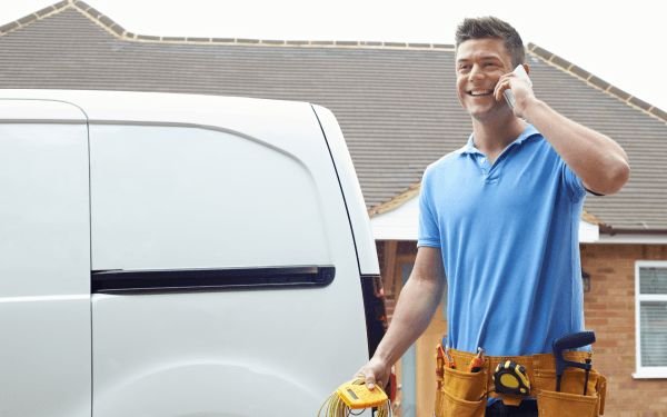 Hire, buy or lease a van? 1 White Van e1619611185983