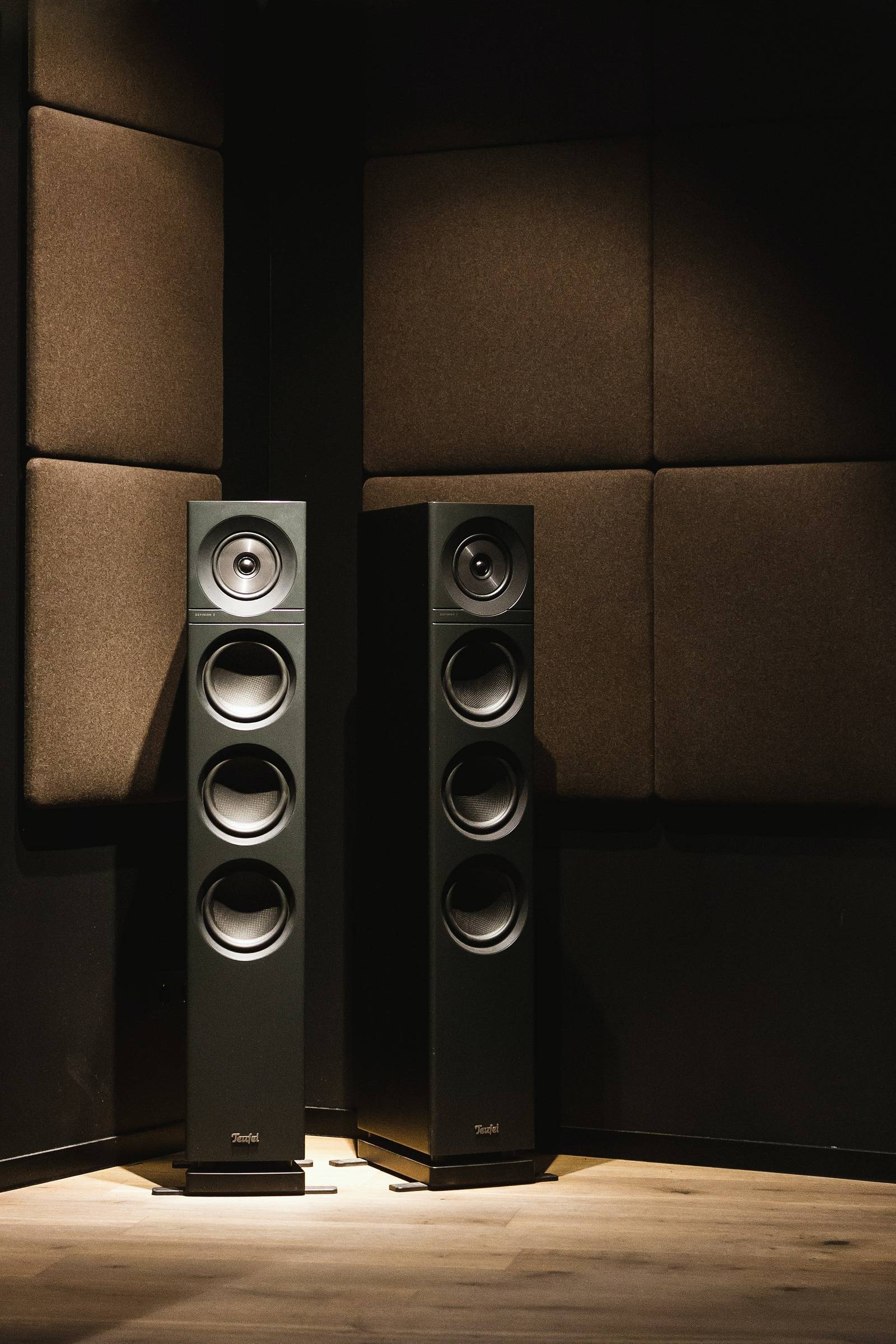 Movie Magic at Home: Stunning Home Cinema Design Ideas 10 speakers in soundproof room