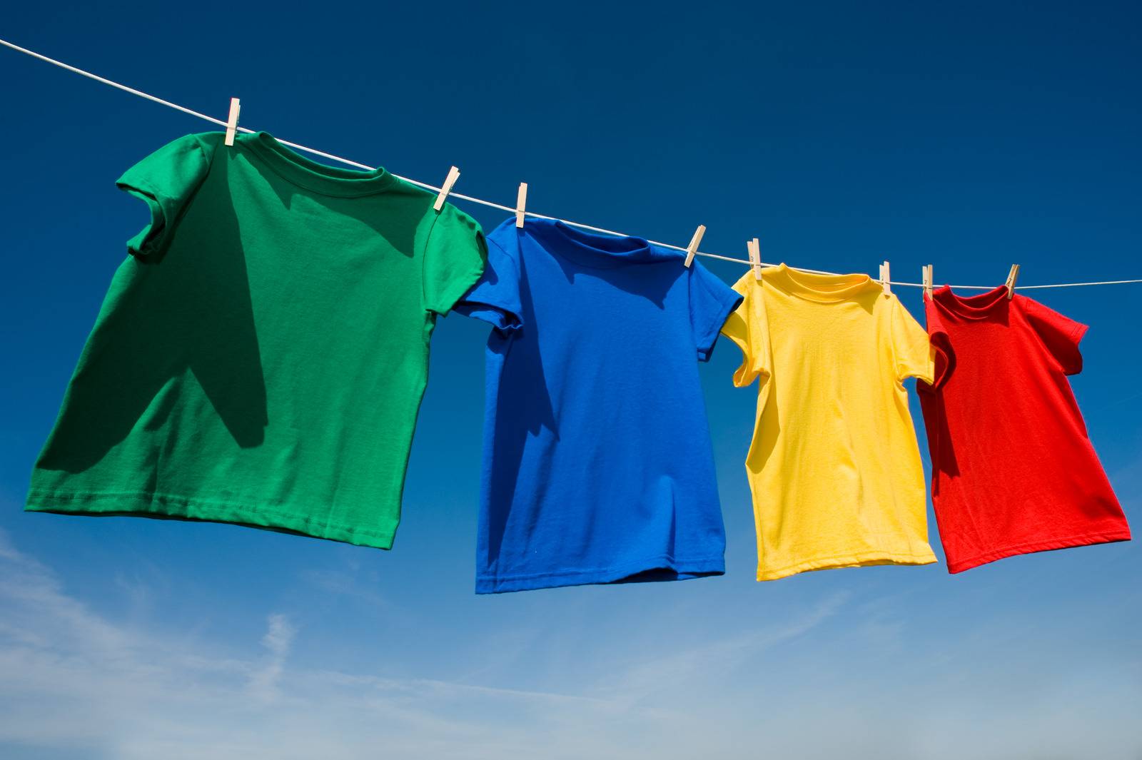 Cutting Costs:10 Tips To Help Reduce Energy Bills 71 clothes on washing line